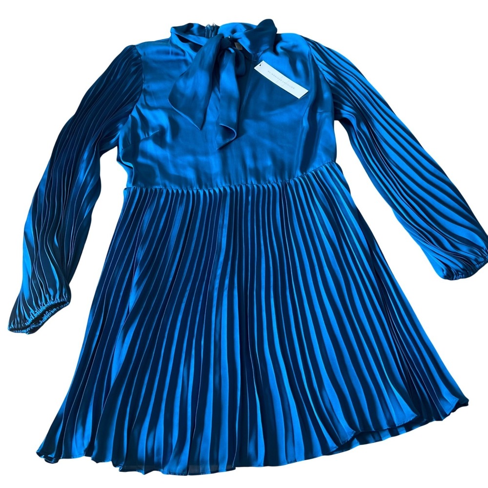NWT ML Monique Lhuillier Women 12 Dress Glacier Blue Pleated Tie Neck 445948